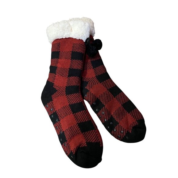 Bass Pro Slipper Socks NEW No Tags Red Black Plaid Fleece Lined Non-Slip - Picture 1 of 9
